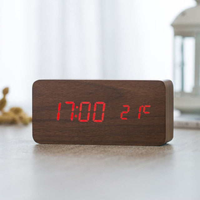 Minimalistic Digital LED alarm clock with speech control
