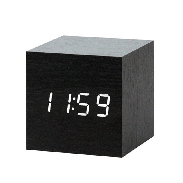 Minimalistic Digital LED alarm clock with speech control
