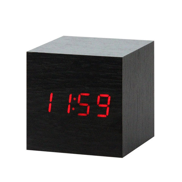 Minimalistic Digital LED alarm clock with speech control