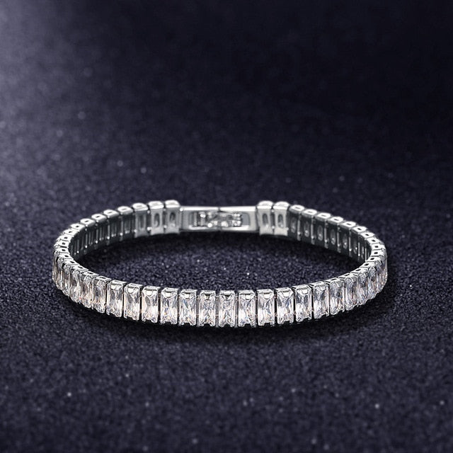 LuxeLink | Elegant Tennis Chain Bracelet