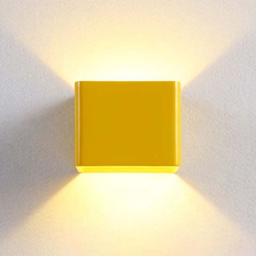 Luma | Modern Square Wall Lamp