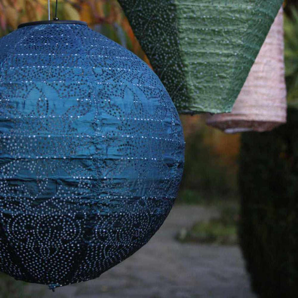 Solar Lantern Globe - Weather-Resistant Outdoor Solar Lantern for Garden Lighting-4