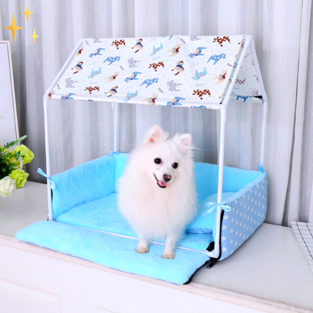 Covered fleece sleep basket with roof and pillow