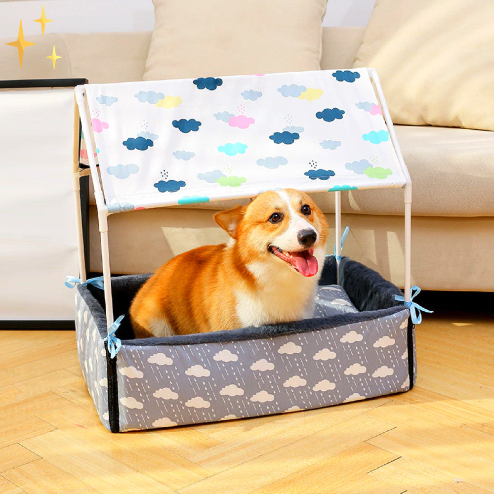 Covered fleece sleep basket with roof and pillow