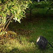 LED Outdoor Solar Spot Lights – Weather-Resistant Landscape Lights for Trees, Fences, and Pathways-4